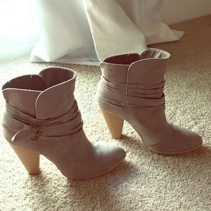 Western booties size 9